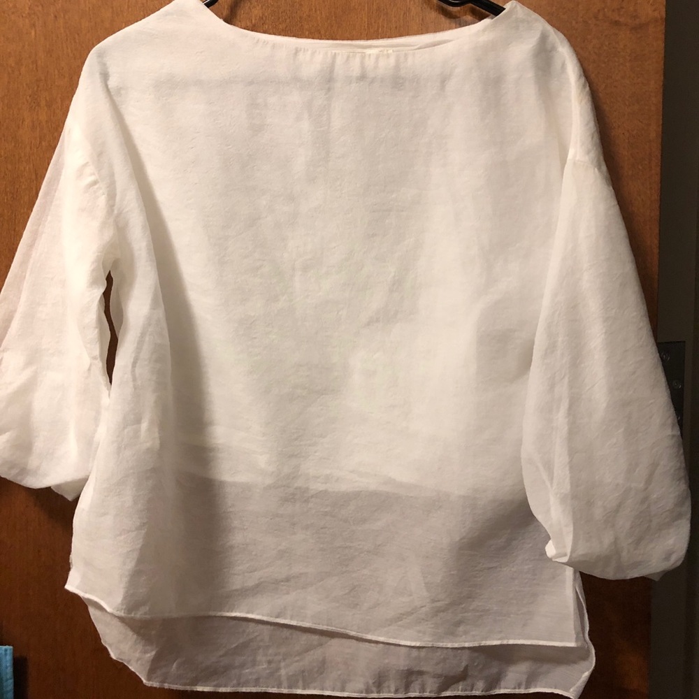 M.S.S white top